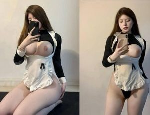 Hầu gái bị nện sướng trên ô tô