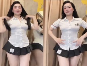 Clip sex em Trang 2k1 mông cong